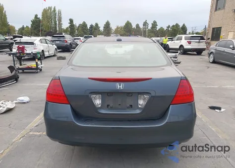 2006 Honda Accord 2.4 Ex из США, поврежденный, VIN 1HGCM56846A013169